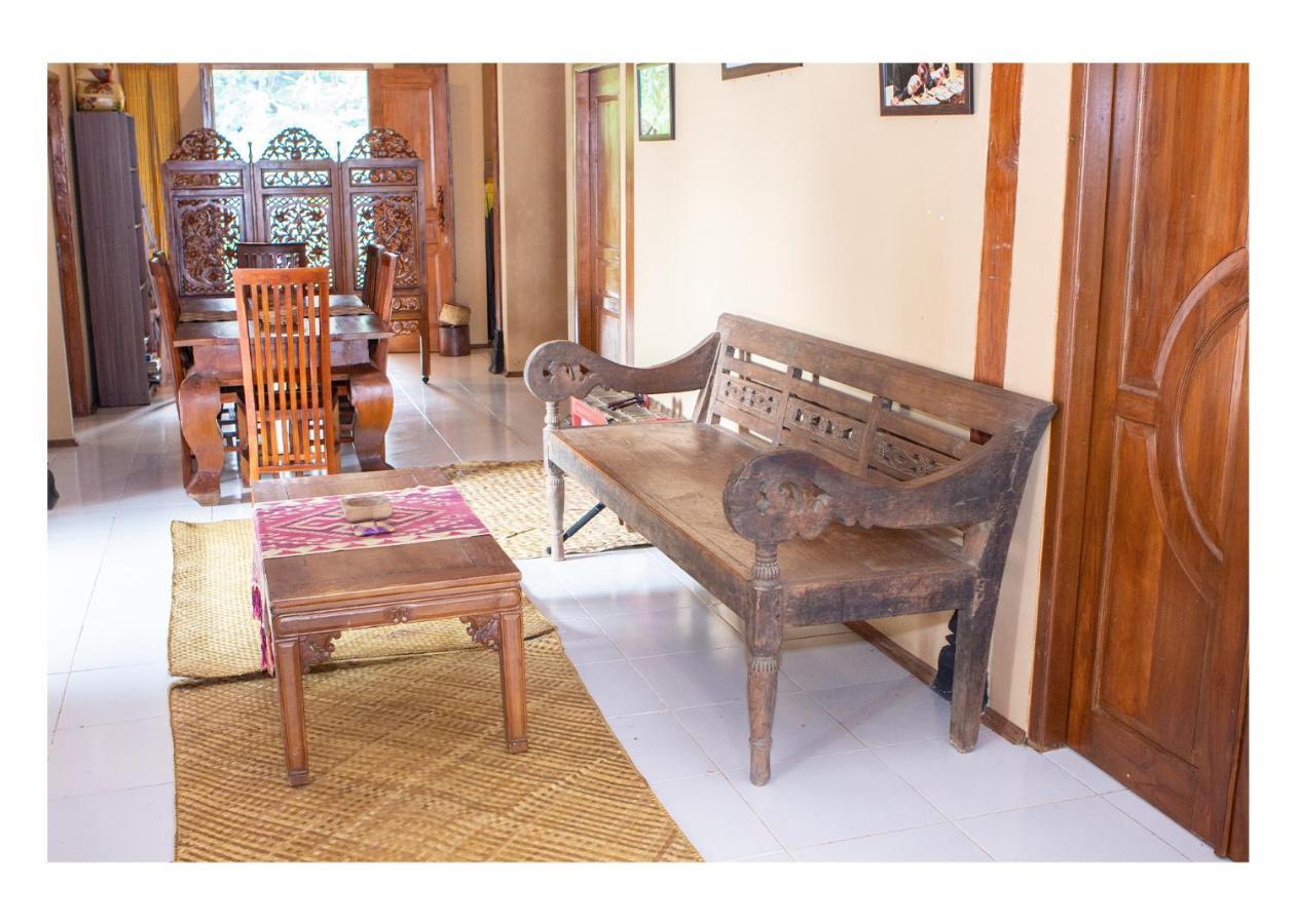 Sanggar Pantcha Indra Guest House Kemuning Exterior foto