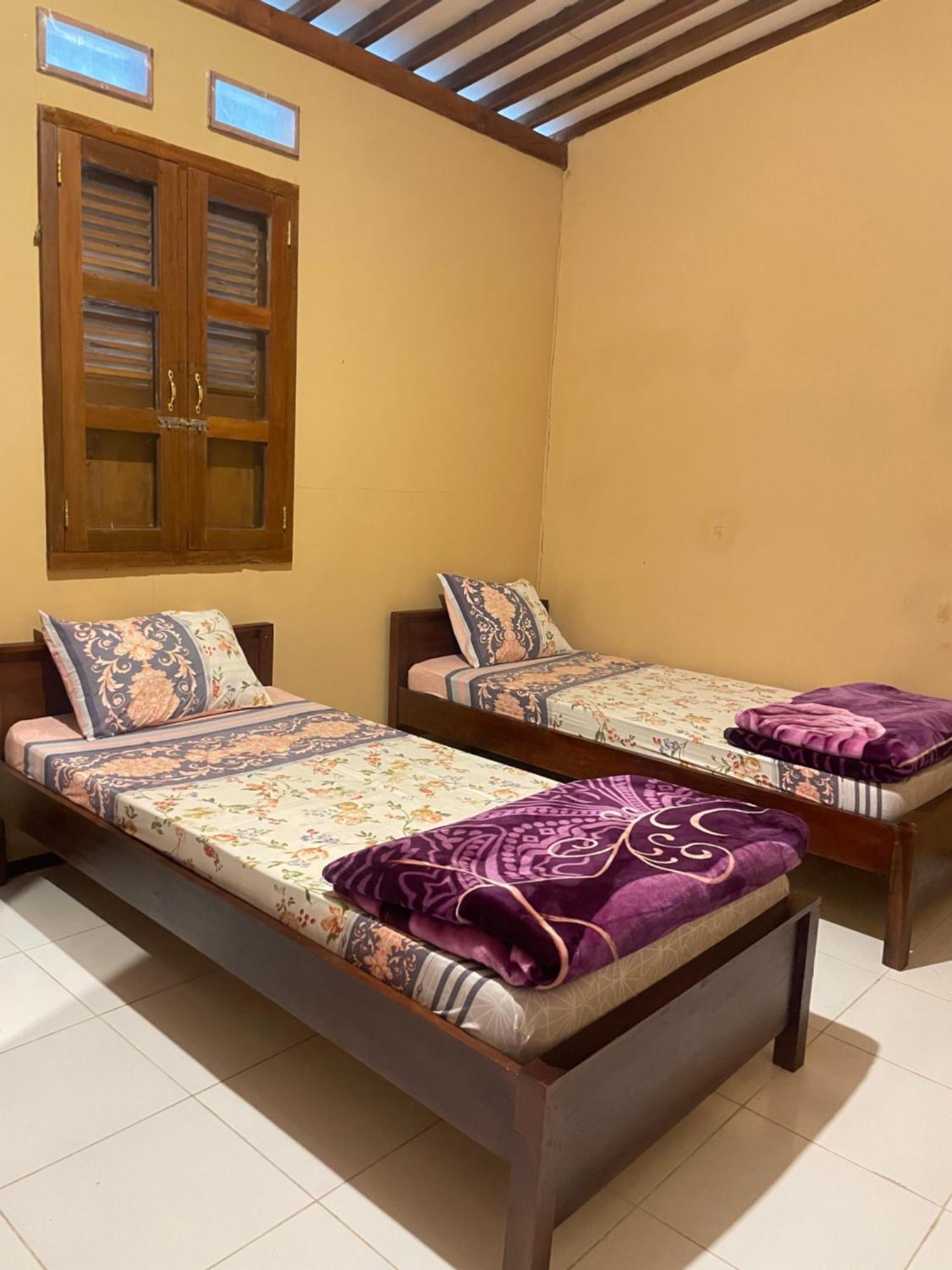 Sanggar Pantcha Indra Guest House Kemuning Exterior foto